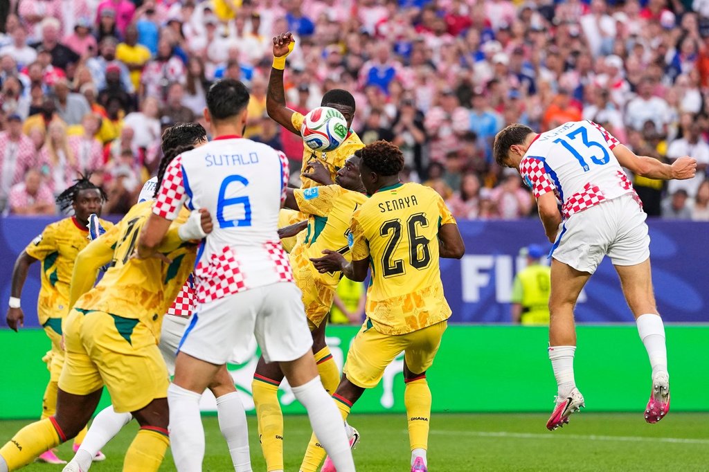 【nao】AMICSS WORLD CUP 162 2020-2021 Vlašić scores winner as Croatia beats Ghana 2-1 to reach World Cup