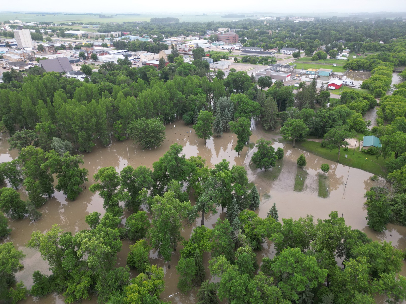 Canadian military team in Parkland region to assist flood-ravaged communities