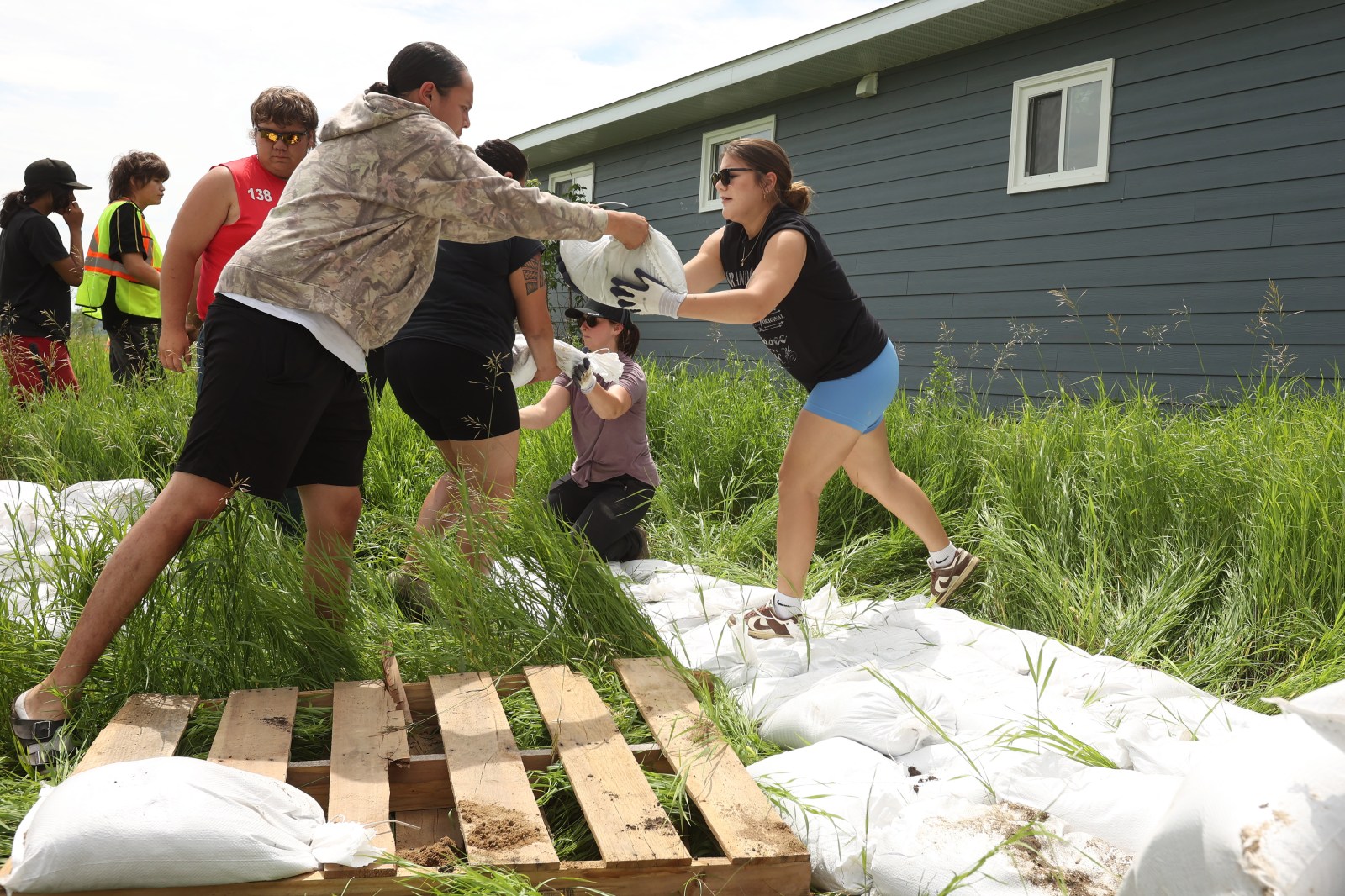 Severe storm slams Whiteshell, Kenora