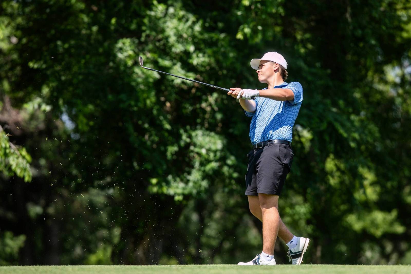 Oakden wins junior crown in playoff