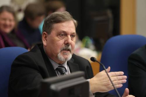 Coun. Shawn Berry (Ward 7) last week called for the city to look at fogging for mosquitoes right away, describing trap counts as 
