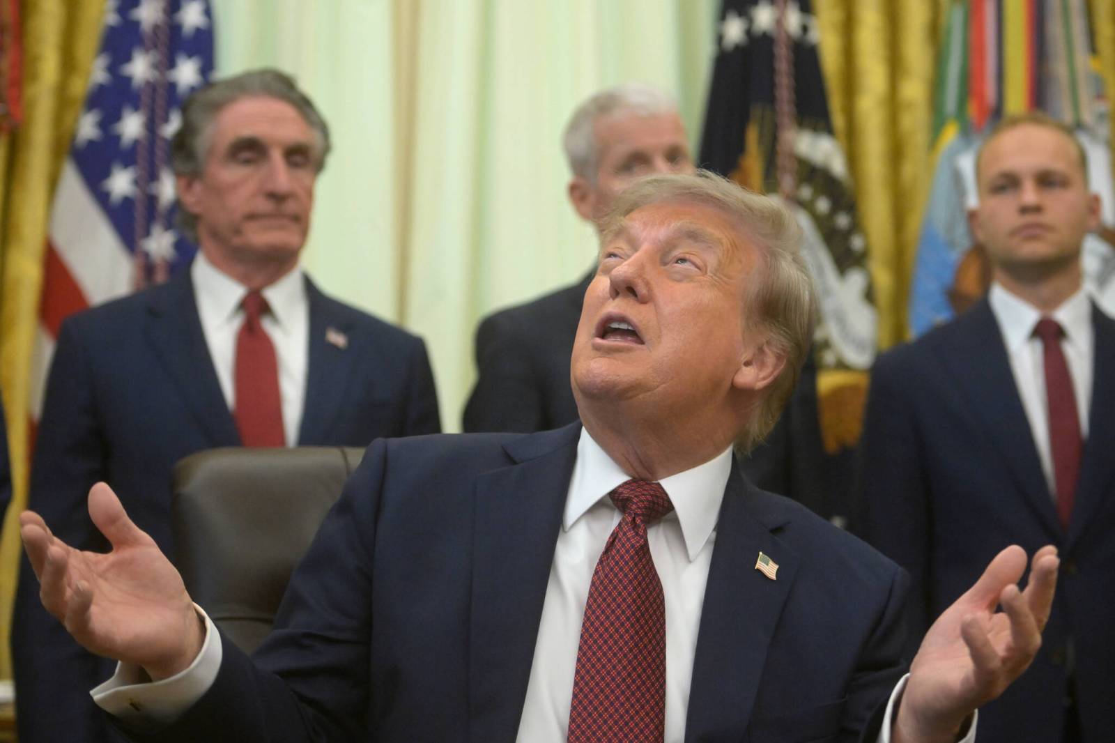 Opinion: Of pics and porcine politics