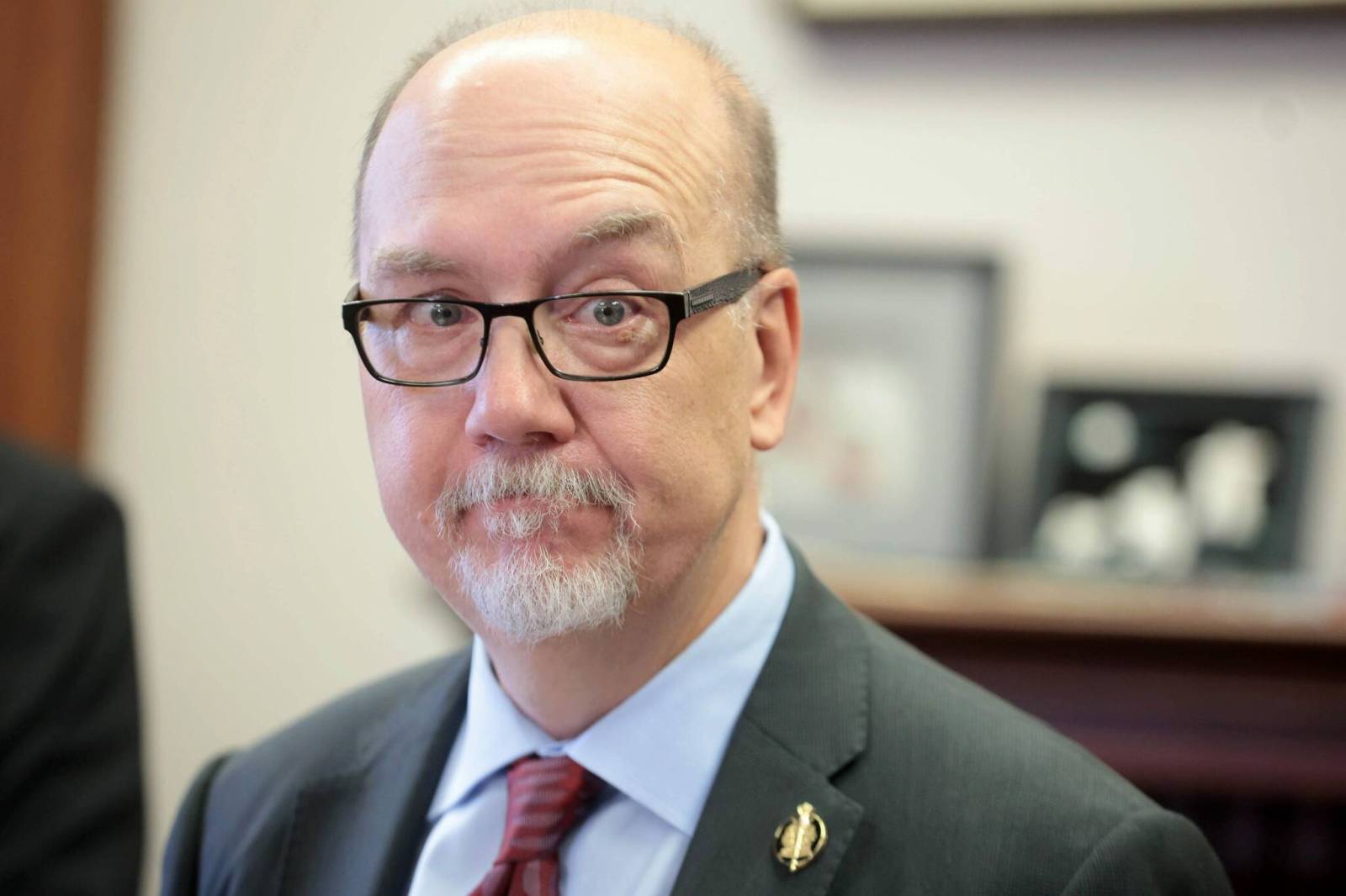 Province to hold public consultation in Brandon on digital security, AI