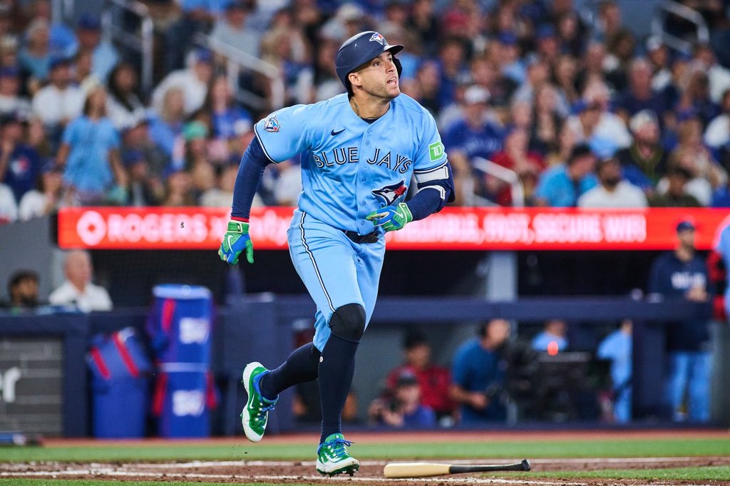 Fermin's RBI single kick-starts four-run ninth to lift Cardinals over Blue Jays 5-1