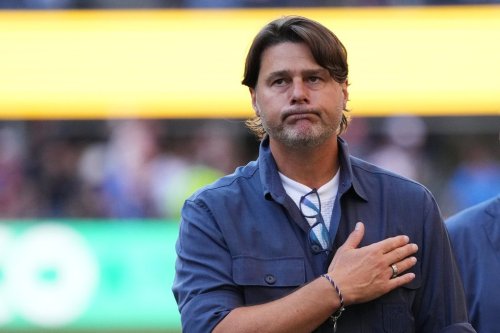 United States head coach Mauricio Pochettino acknowledges supporters after the World Cup round of 16 soccer match between the United States and Belgium in Seattle, Monday, July 6, 2026. (AP Photo/Ted S. Warren)