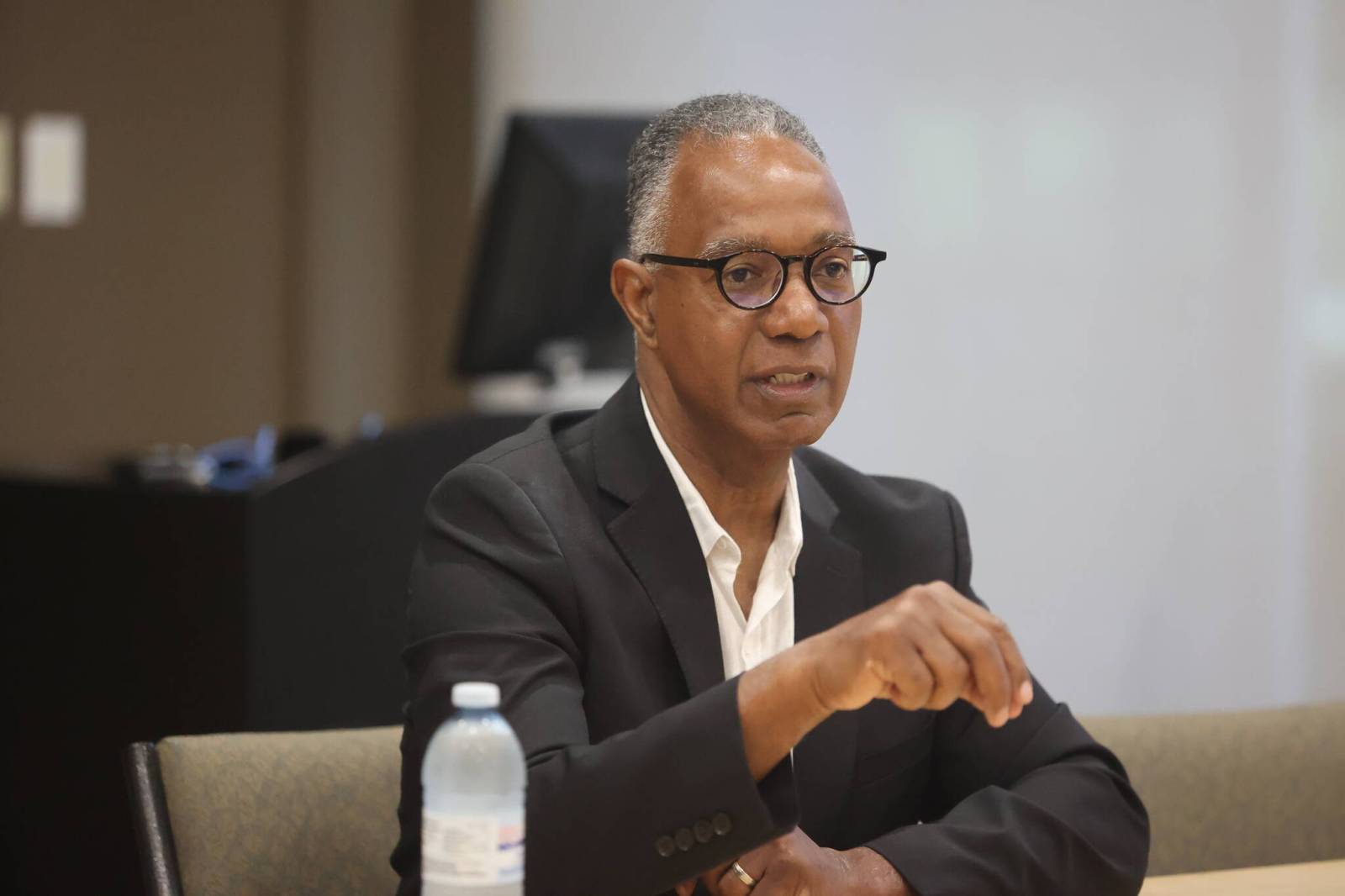 Former BU president inspires youth at Emancipation Day celebration