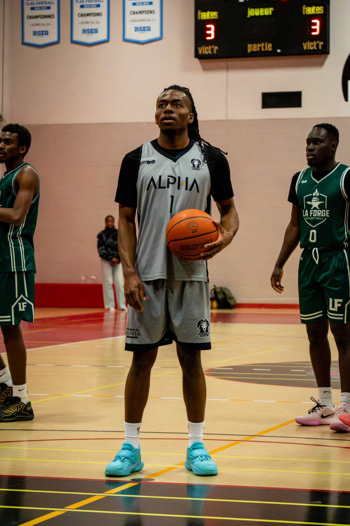 Bobcats add well-travelled guard Lupetu