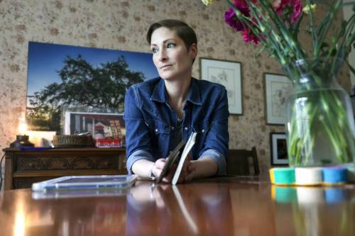 Catherine Wreford has a traditional will and is considering appointing an official &lsquo;digital heir&rsquo; after learning about the U of M&rsquo;s digital legacy research project. (Ruth Bonneville/Winnipeg Free Press)