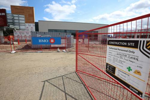 The under-construction BMO building on Park Avenue east of 18th Street in Brandon on Monday. BMO clients will begin receiving service at the bank's new building on Oct. 26, while RBC will consolidate its operations at its existing branch at 661 18th St. on Oct. 16. (Tim Smith/The Brandon Sun)