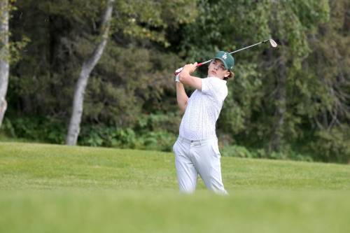 Jaxon Jacobson beat Soren Milne 4 and 3 on Thursday to reach the Tamarack golf tournament junior final at Clear Lake Golf Course. (Thomas Friesen/The Brandon Sun)