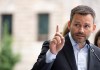 Parti Québécois Leader Paul St-Pierre Plamondon speaks to the media during a campaign stop in Saint-Jerome, Que., on Wednesday, Sept. 2, 2026. Quebec votes in a provincial election on Oct. 5, 2026. THE CANADIAN PRESS/Christinne Muschi