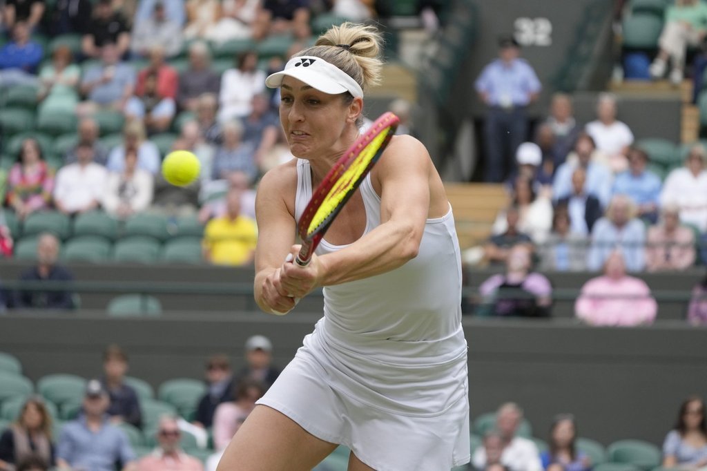 Dabrowski, Stefani advance to women's doubles quarterfinals at U.S. Open