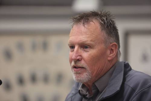 Operation Red Nose Brandon organizer Len Isleifson speaks at Brandon city council on Tuesday evening. (Alex Lambert/The Brandon Sun)