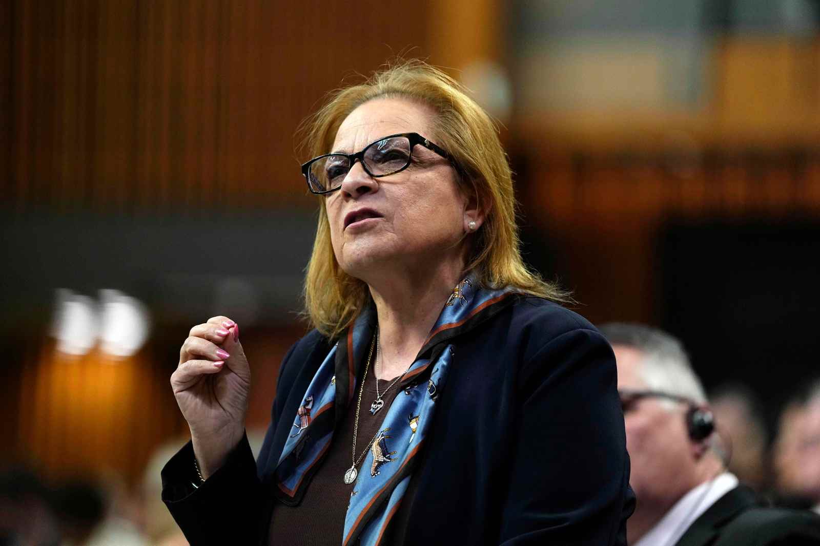 Ottawa ends permanent residency exemption for refugees with undeclared family