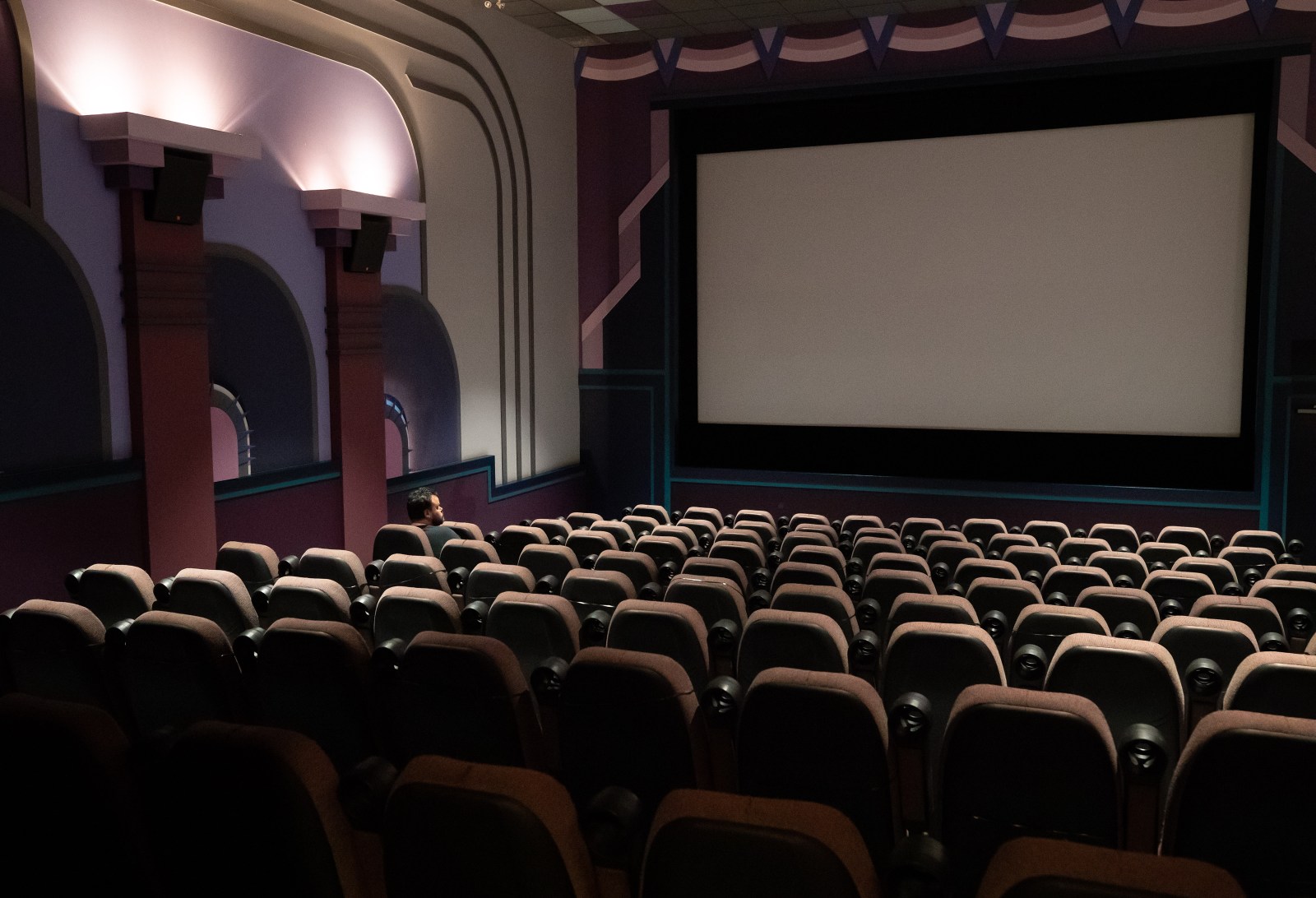 Why don’t indie theatres show more Canadian films? Industry group blames studios, sort of