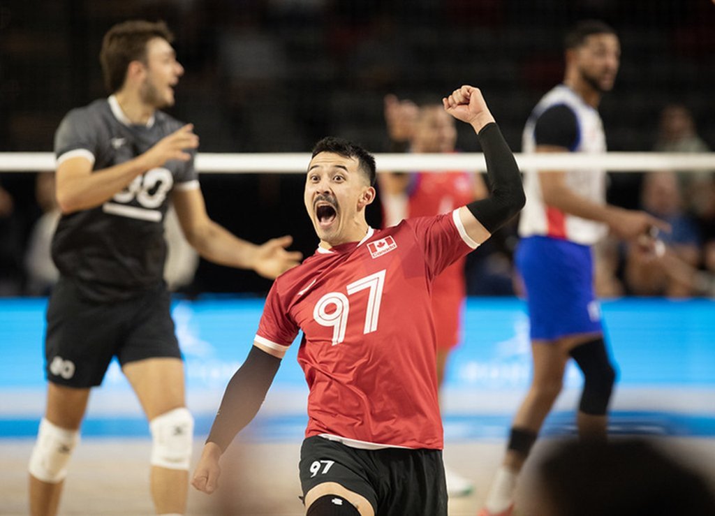 Canadian men beat Mexico to advance to continental volleyball championship semifinals