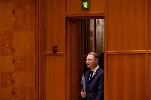 Romanian Prime Minister designate Luca Niculescu arrives for a joint parliament session called to give a vote of confidence for the new government team, in Bucharest, Romania, Tuesday, Oct. 20, 2026. (AP Photo/Andreea Alexandru)
