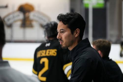 Brandon Wheat Kings physiotherapist Kevin Jury, shown surveying the action from the bench, brings a new approach to the athletic therapist position for the Western Hockey League club. (Jeremy Champagne/Brandon Wheat Kings)