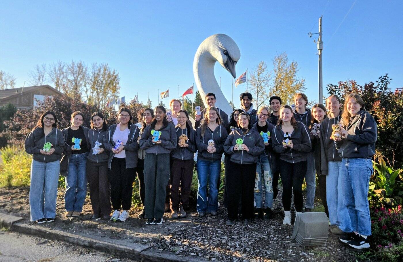 Med students check out Swan River during workshop