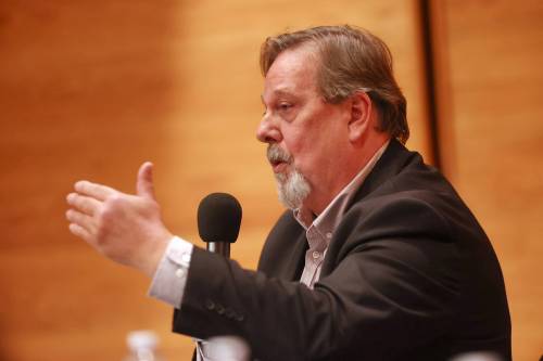 Incumbent councillor Shawn Berry (Ward 7) gestures with his hand while arguing his point during the municipal candidates debate for wards 6, 7 and 10 on Wednesday evening, hosted by The Brandon Sun, Brandon University and WCGtv at the Lorne Watson Recital Hall. (Matt Goerzen/The Brandon Sun)