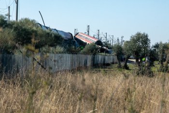 The scene of a collision between two trains in Urda, Spain on Wednesday, Oct. 28, 2026. (Juanma Jimenez/Europa Press via AP)