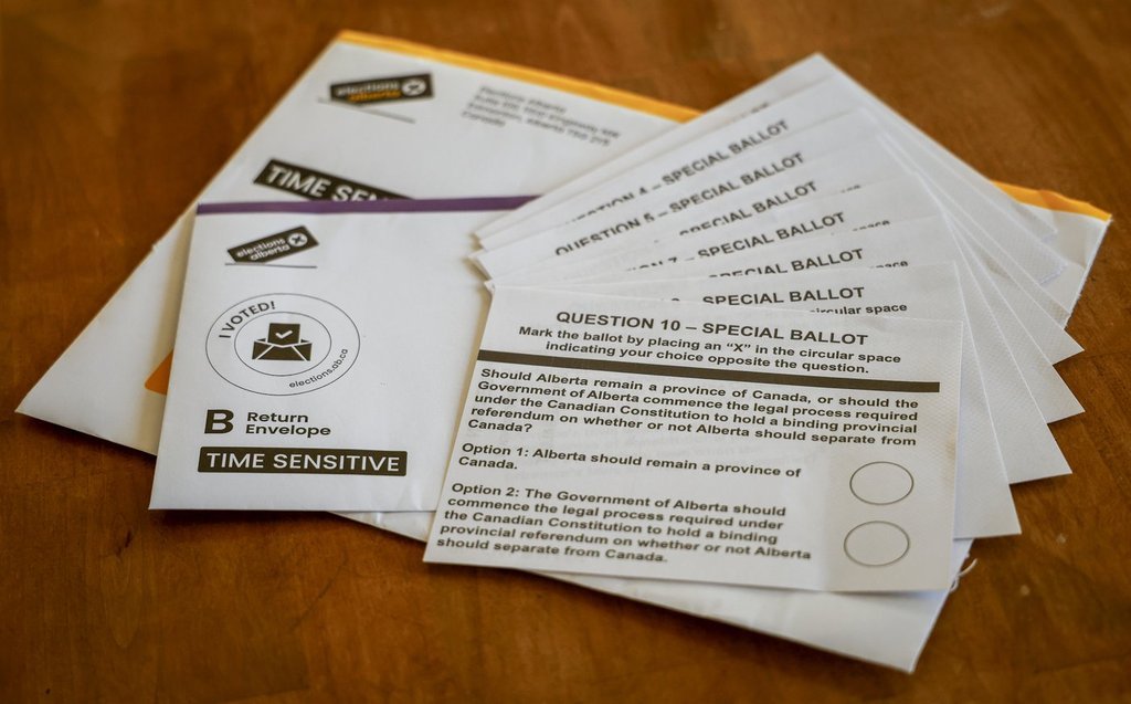 Some referendum questions flip to ‘no’ as the count continues in ...