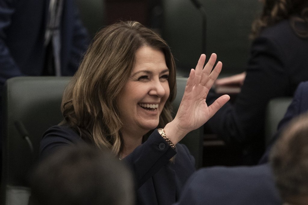 Alberta’s Smith aims to turn the page after referendum as legislature returns