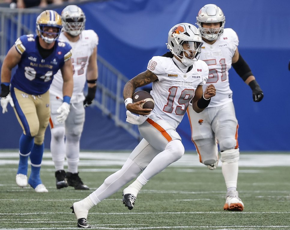 Fresh-look B.C. Lions aim to spoil Winnipeg Blue Bombers’ playoff bid